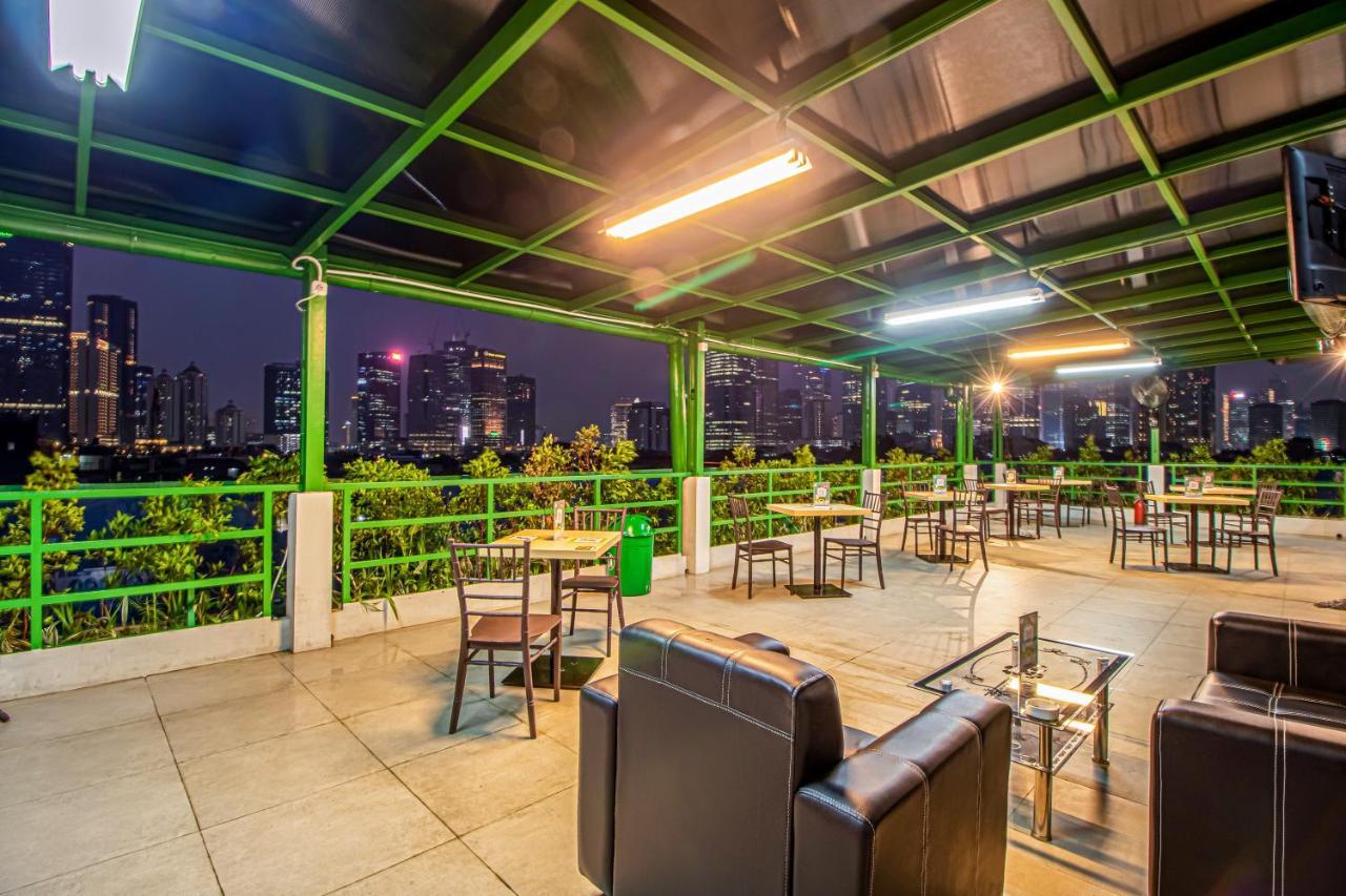 De 80'S Genteng Ijo Jakarta Exterior foto