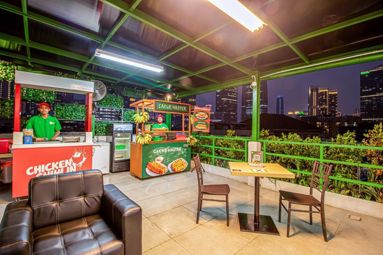 De 80'S Genteng Ijo Jakarta Exterior foto