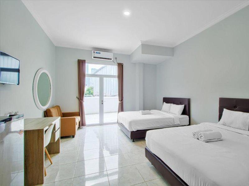 De 80'S Genteng Ijo Jakarta Exterior foto